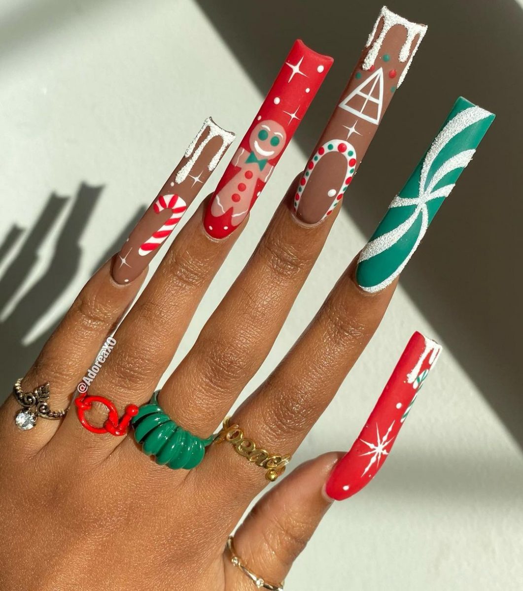 easy Christmas Nail Designs 2024