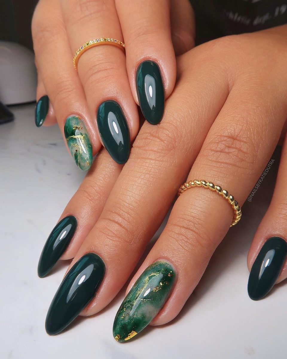 Dark Green Nails