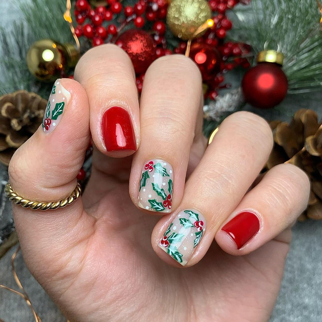 easy Christmas Nail Designs 2024