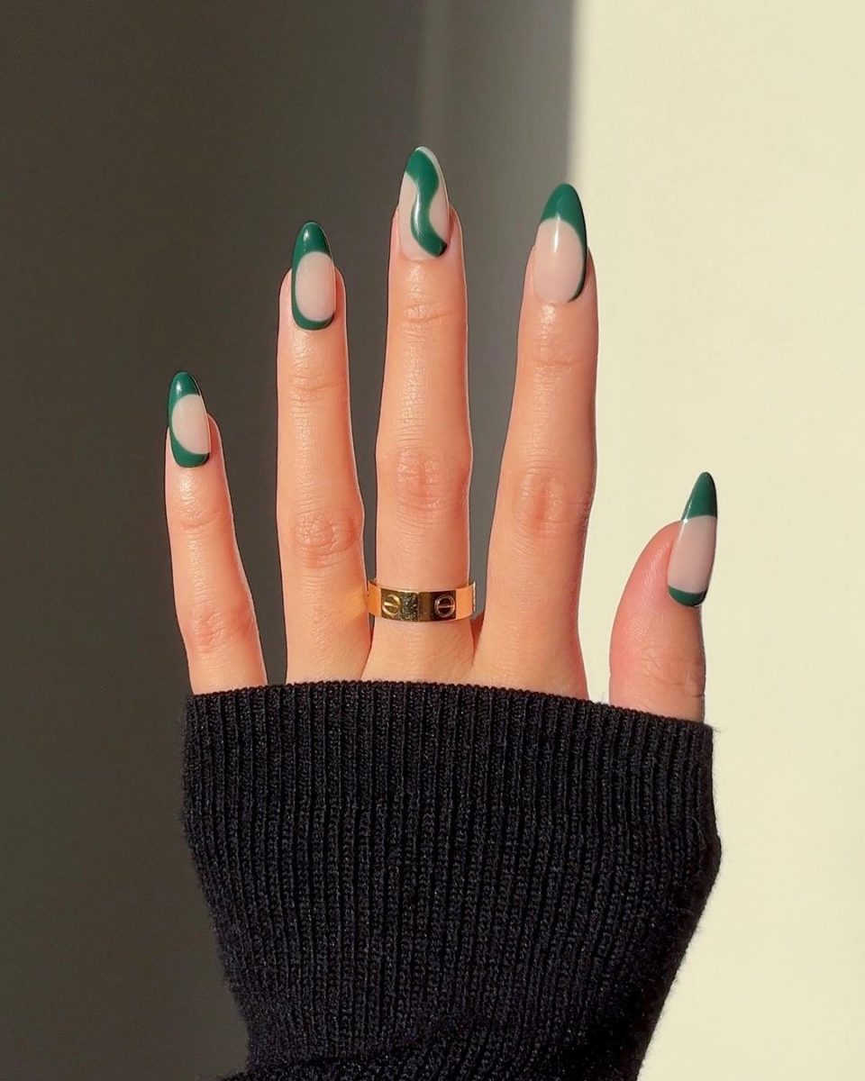 Dark Green Nails