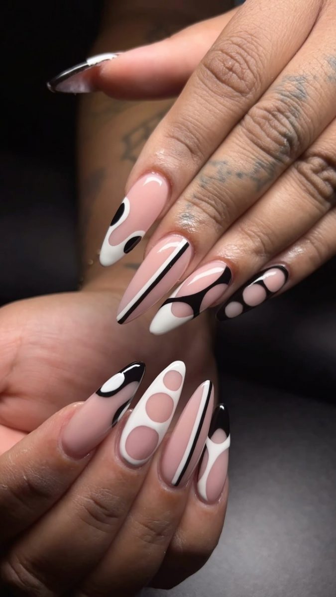 Black minimalistic Nail designs