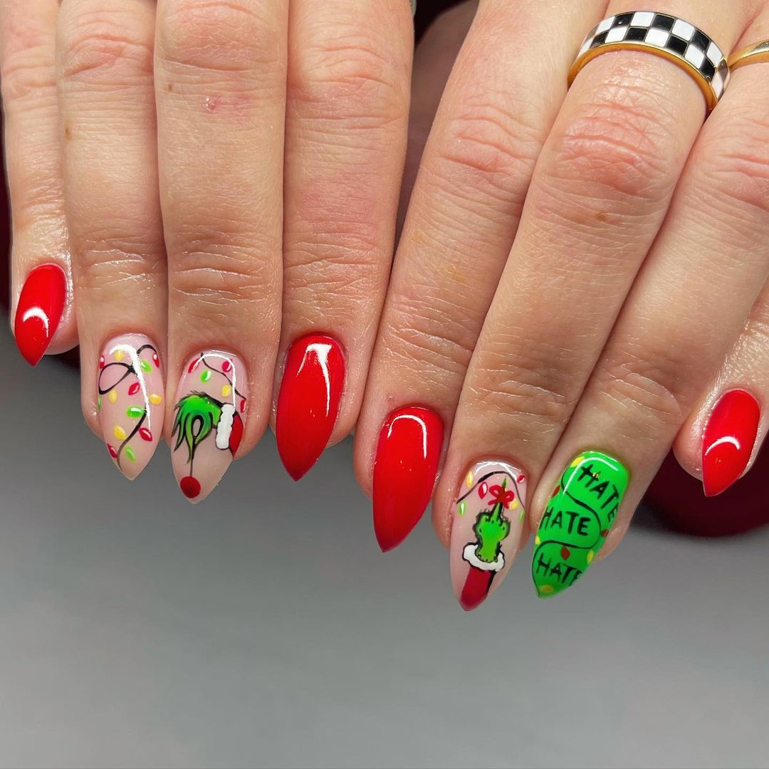 easy Christmas Nail Designs 2024