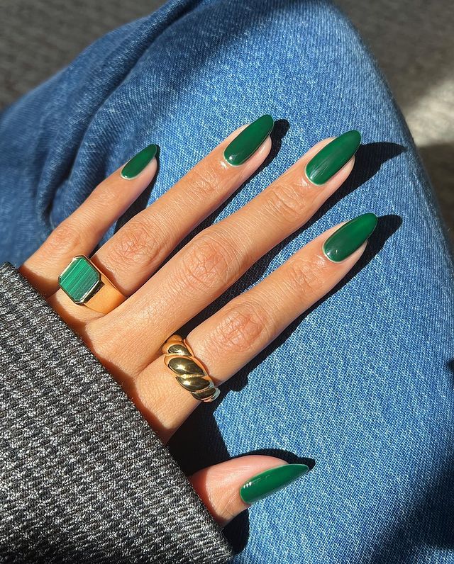 Green Fall Nail Designs