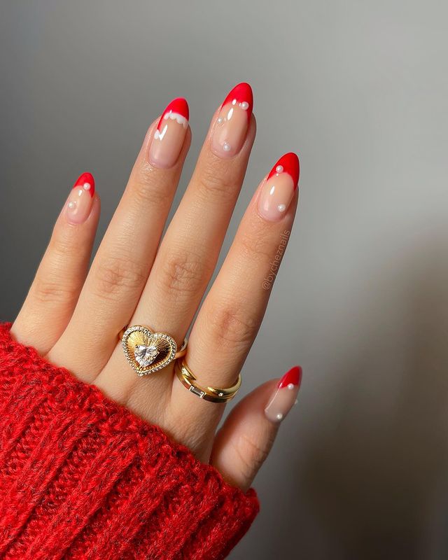 Simple Christmas Nail Designs