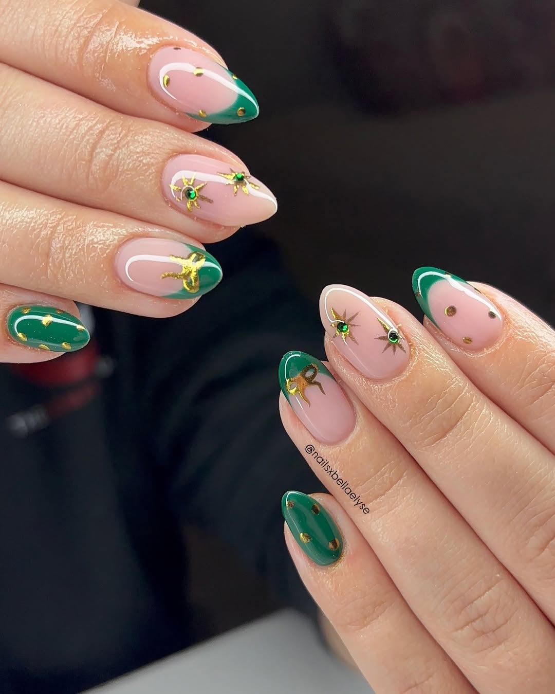 Green Christmas Nail Designs