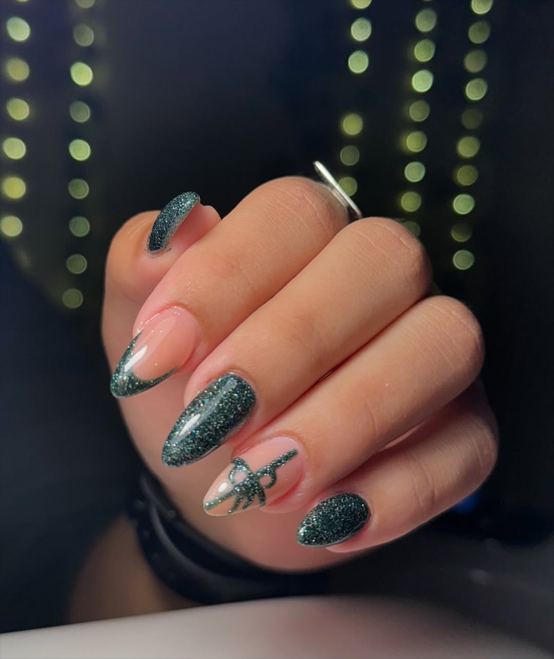 Green Christmas Nail Designs