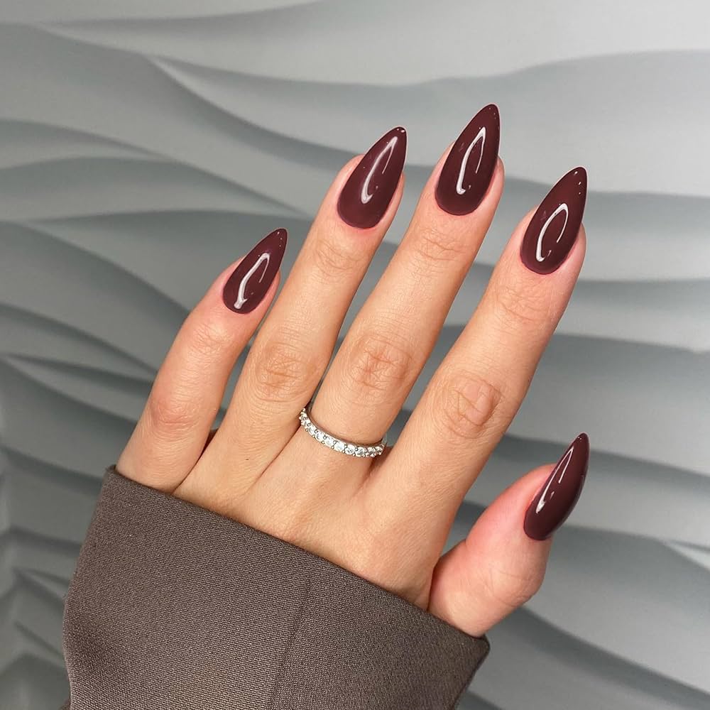 18 Almond Nail Art Ideas for a Chic Winter Look for 2025