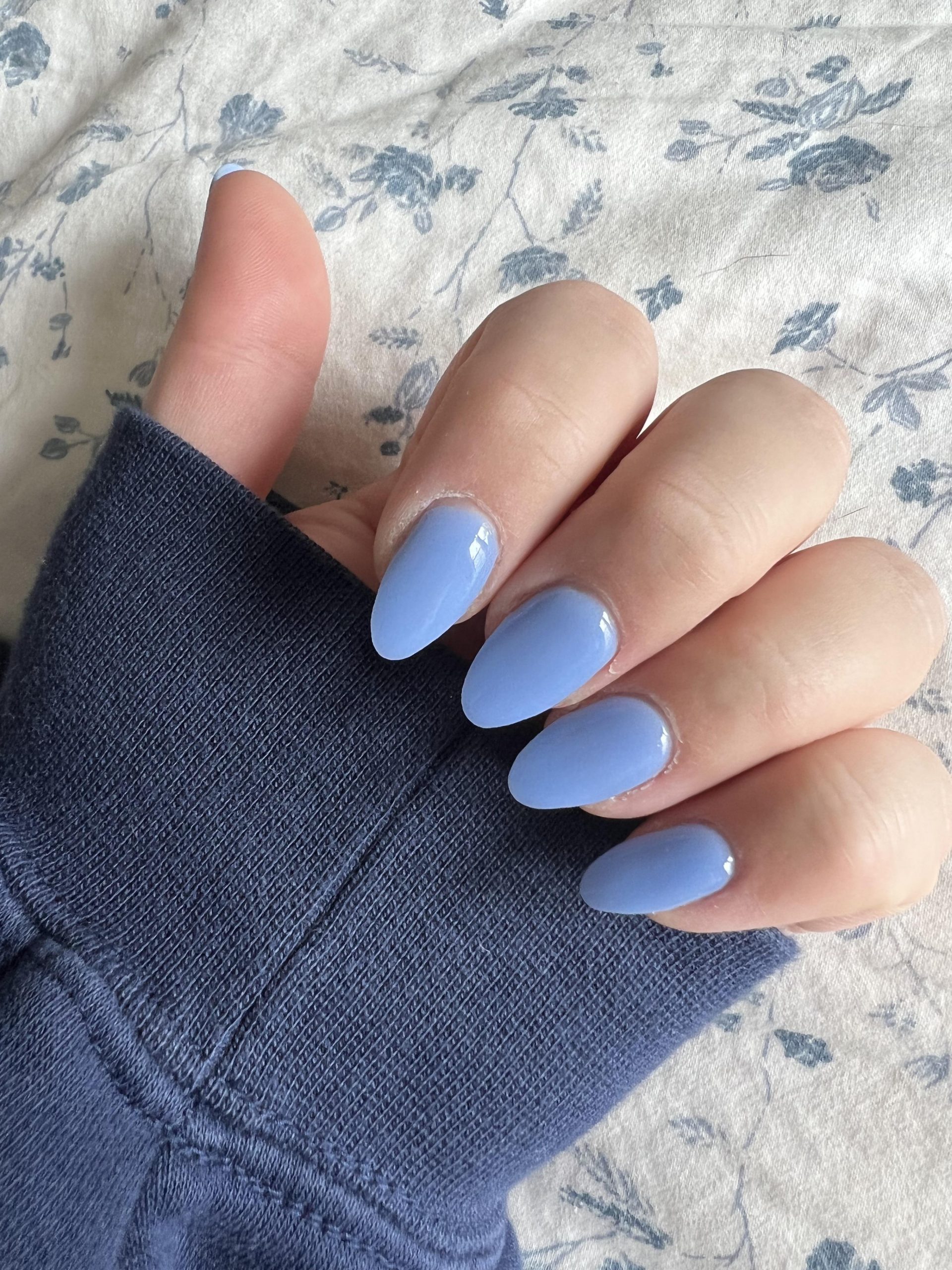 18 Almond Nail Art Ideas for a Chic Winter Look for 2025