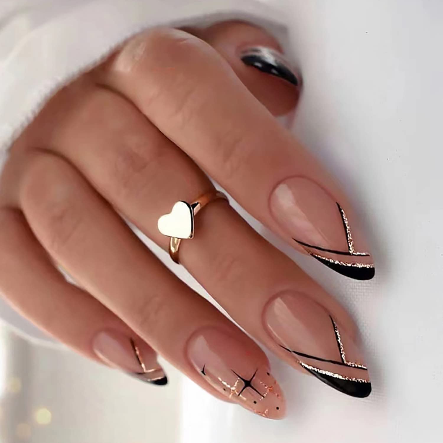 18 Almond Nail Art Ideas for a Chic Winter Look for 2025