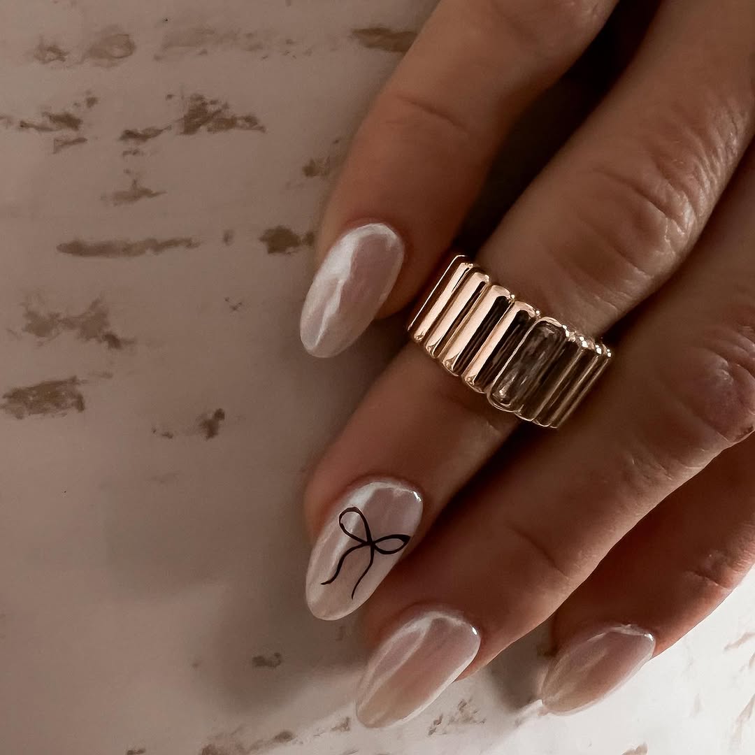 19 Stunning January Nails: Trends You Can't Miss 2025