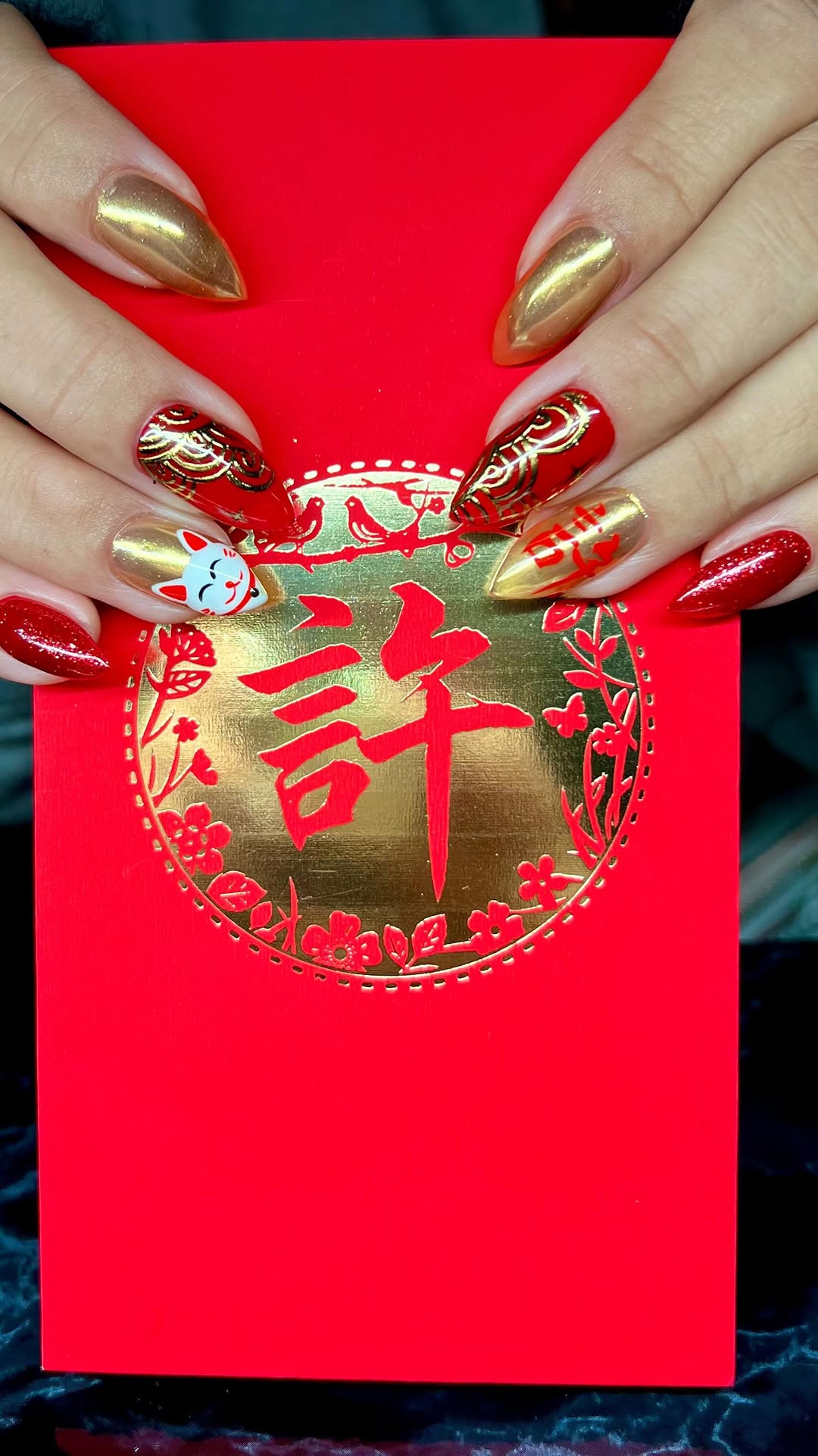 15 Stunning Lunar New Year Nail Designs for 2025