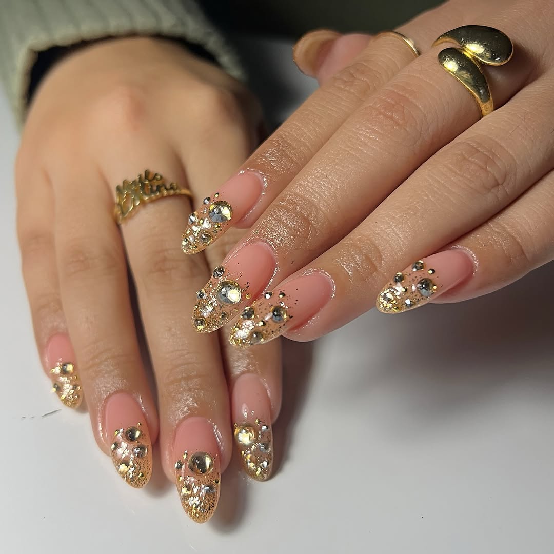 19 Stunning January Nails: Trends You Can't Miss 2025