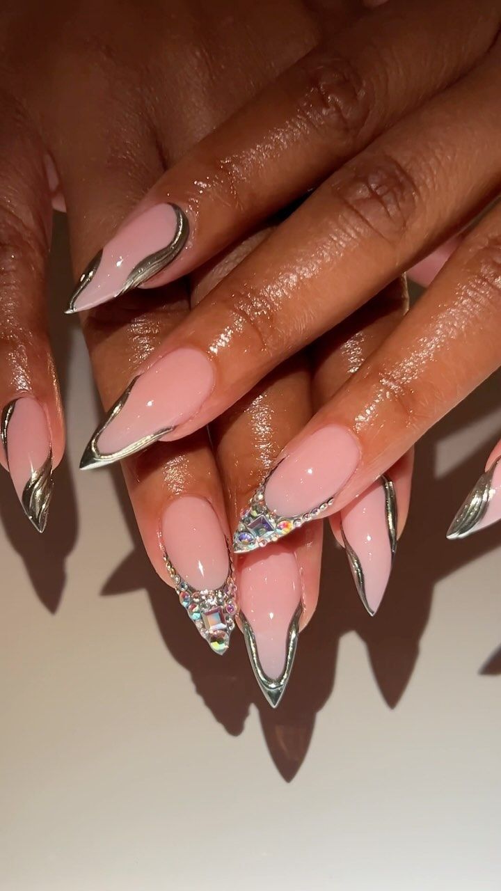 16 Nail Designs to start your 2025 for Black Women