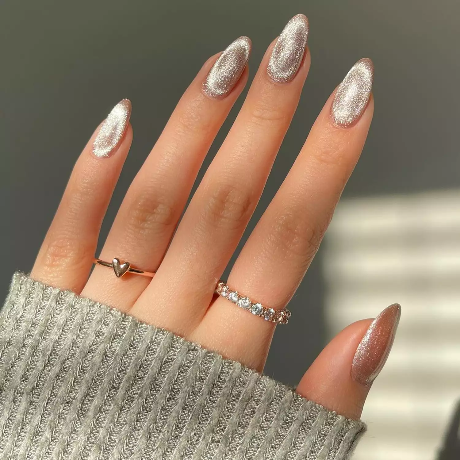 19 Stunning January Nails: Trends You Can't Miss 2025