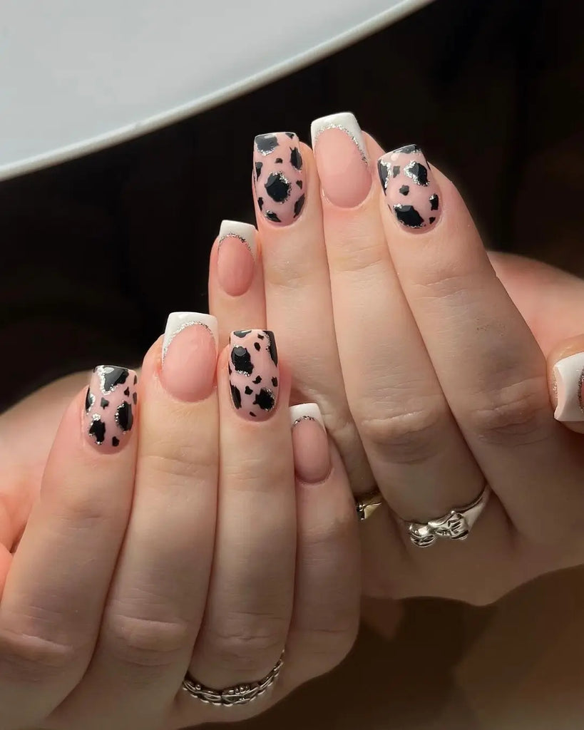 19 Stunning January Nails: Trends You Can't Miss 2025