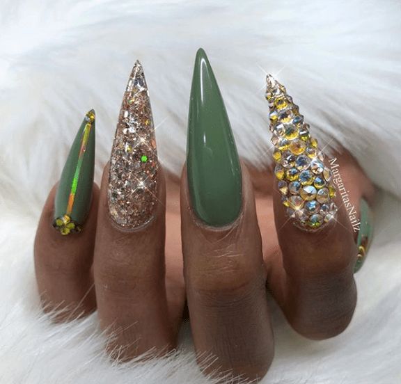 19 St. Patrick's Day Nail Designs to Try 