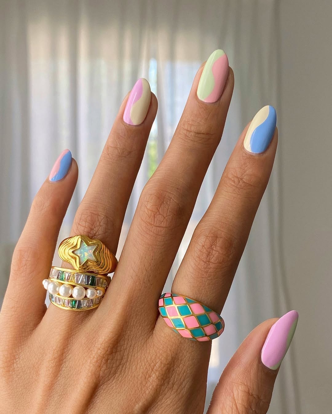 20 Cute Spring Nail Designs You Can't Miss for 2025