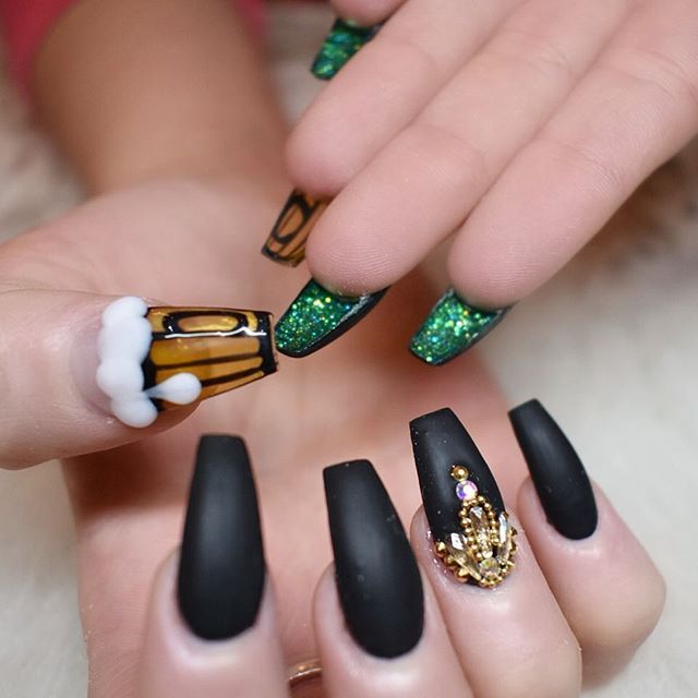 19 St. Patrick's Day Nail Designs to Try 