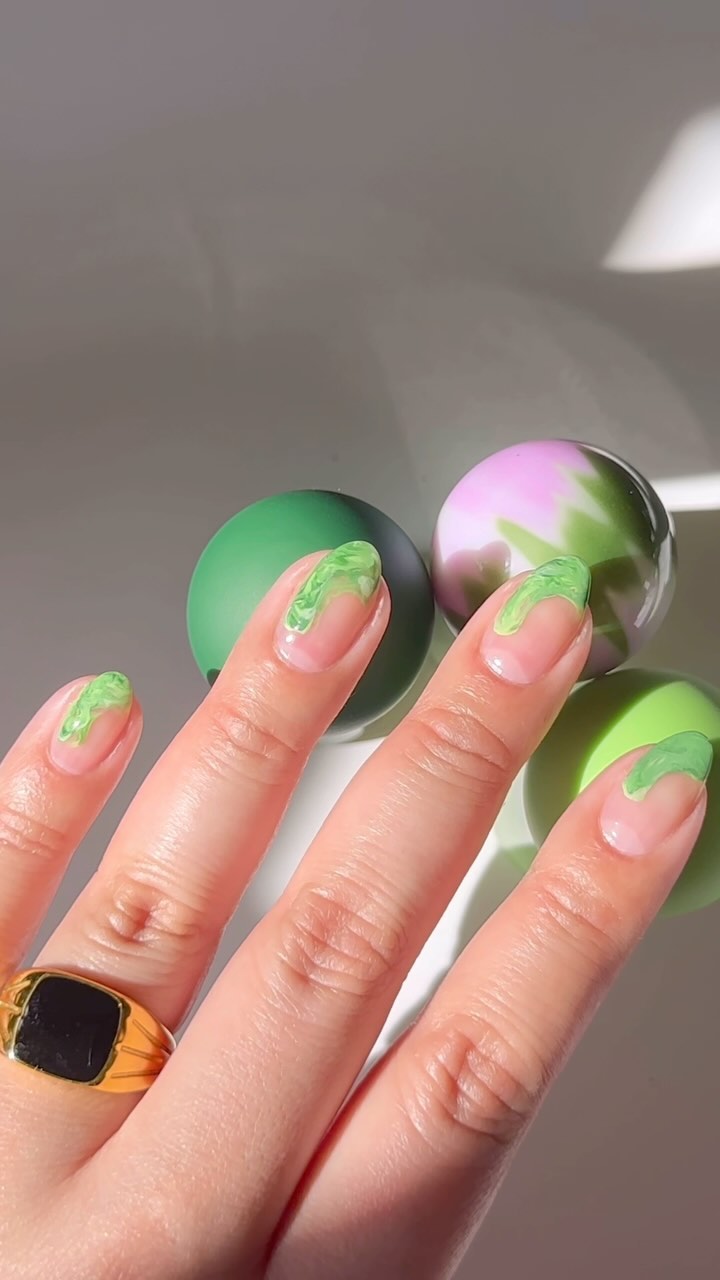 15 Stunning Shamrock Nail Designs You Need for 2025