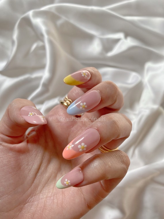 20 Cute Spring Nail Designs You Can't Miss for 2025