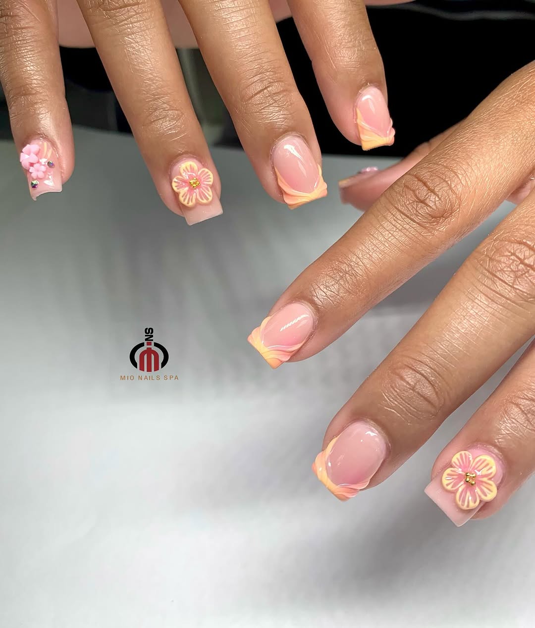 20 Stunning Summer Nail Art Designs
