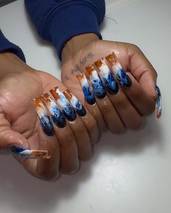 18 Stunning Beach Summer Nail Ideas