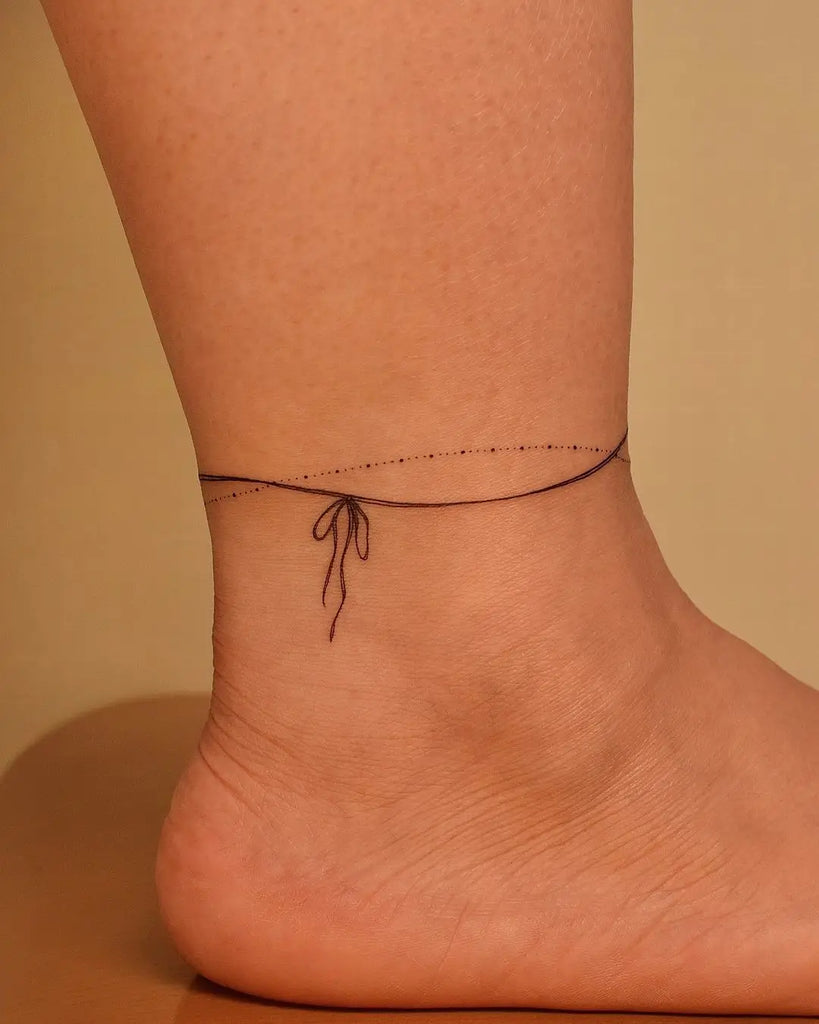 23 Minimalistic Tattoo Designs for Woman