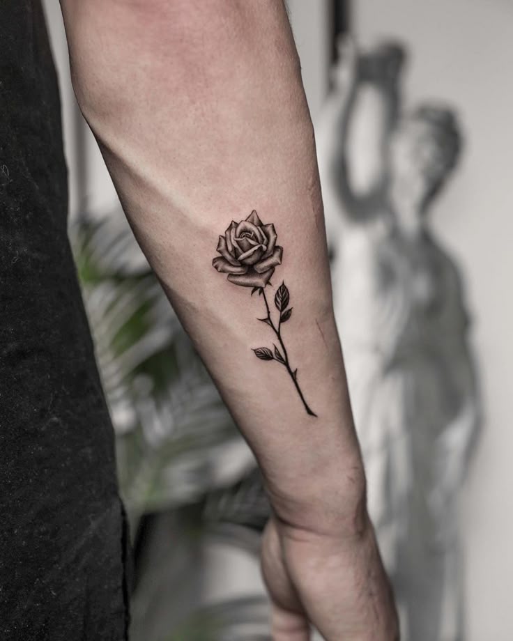20 Minimalistic Tattoo Designs for men