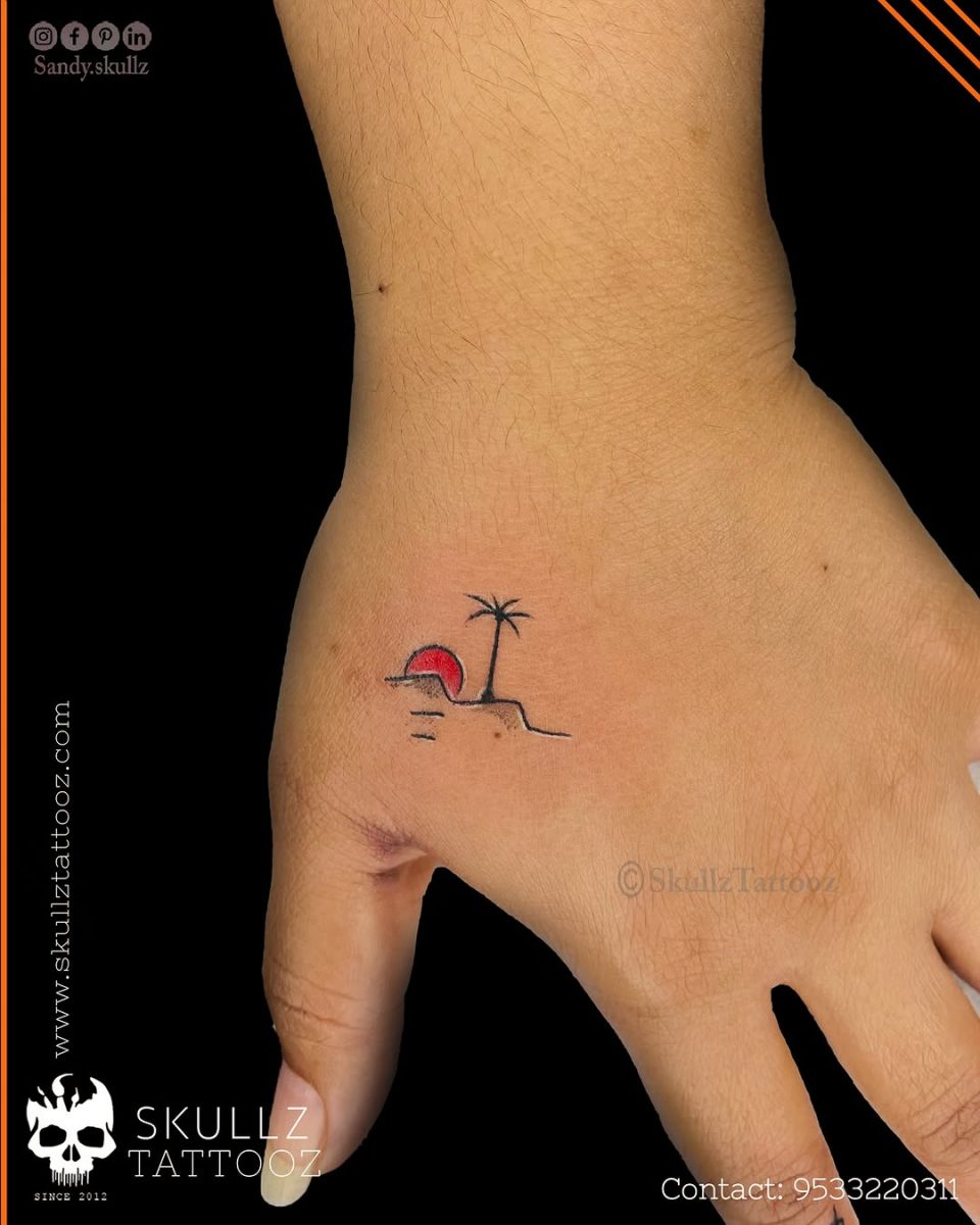 23 Minimalistic Tattoo Designs for Woman