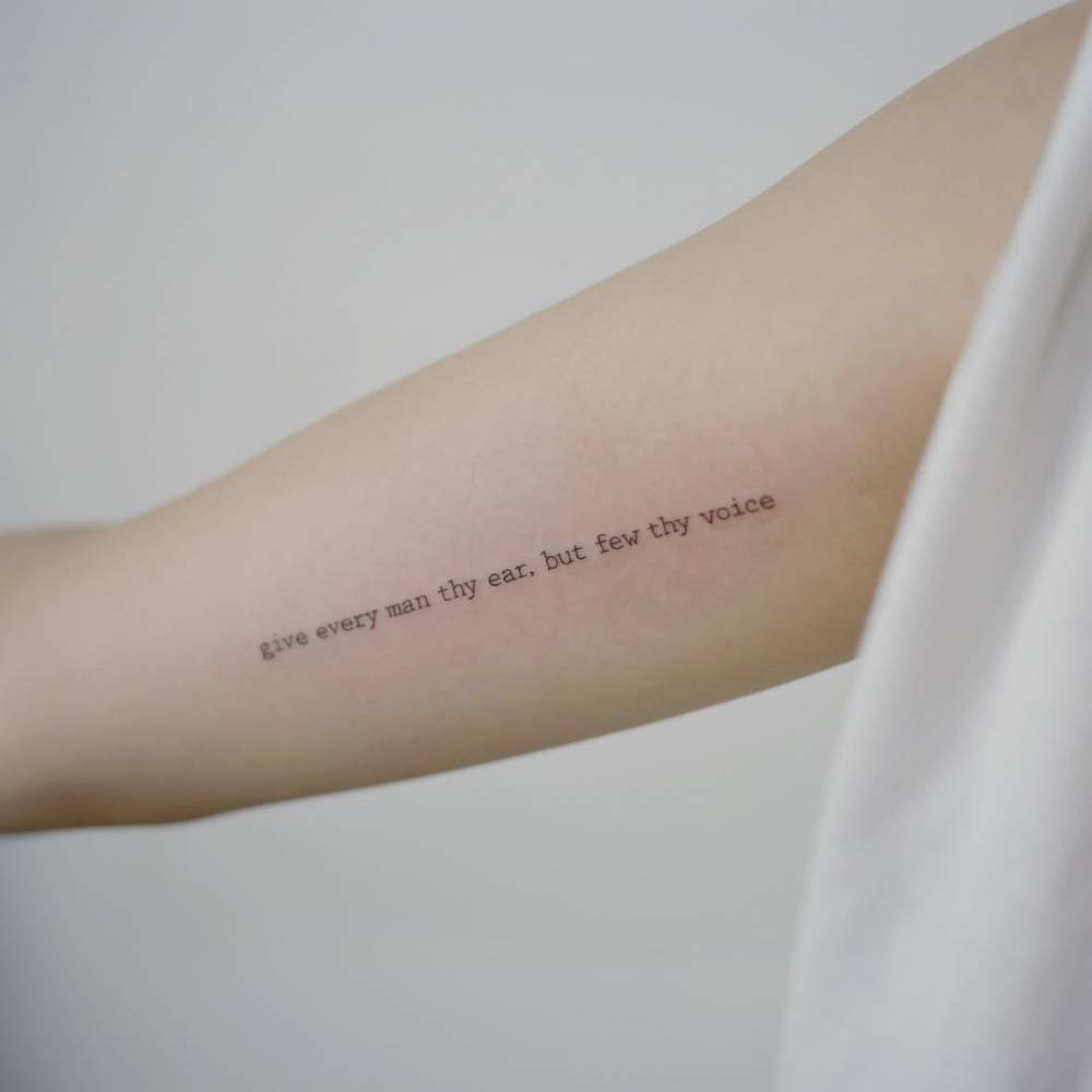 23 Minimalistic Tattoo Designs for Woman