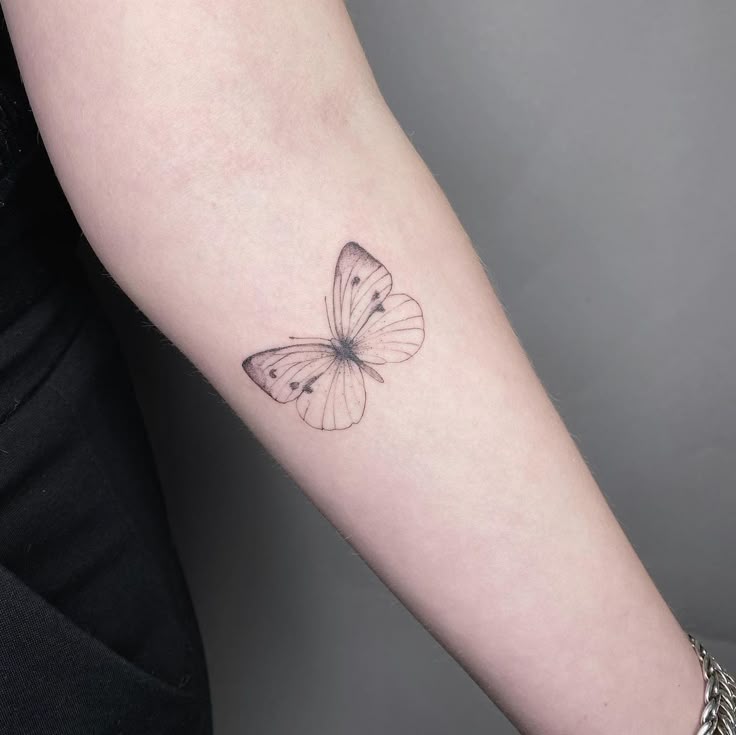 25 Beautiful Butterfly Tattoo Ideas You’ll Love